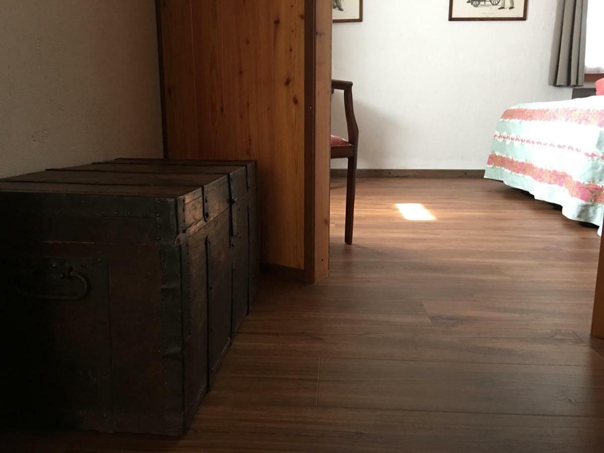 Le Lierre Panzió Châtillon Kültér fotó